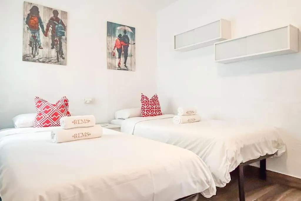 Apartment With Terrace Next To Port Of Malaga By Rems Spanyolország